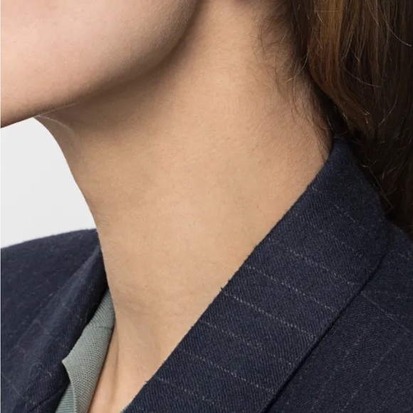 SALVATORE FERRAGAMO Gancini Stud Earrings Silver - Picture 7 of 10